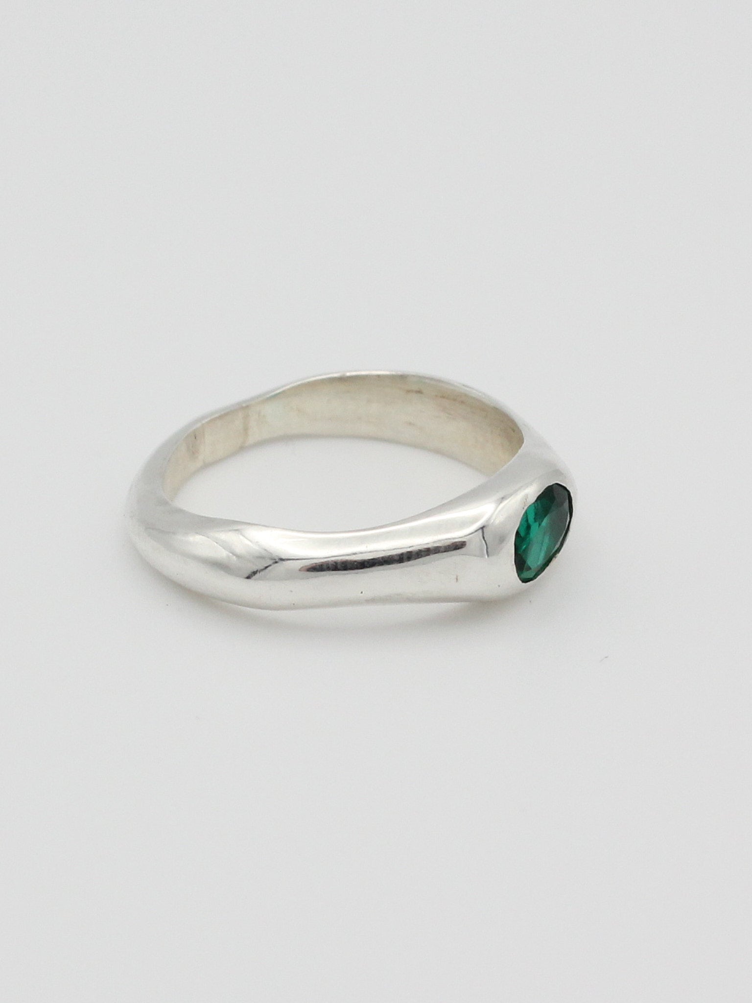 Emerald Ripple Ring