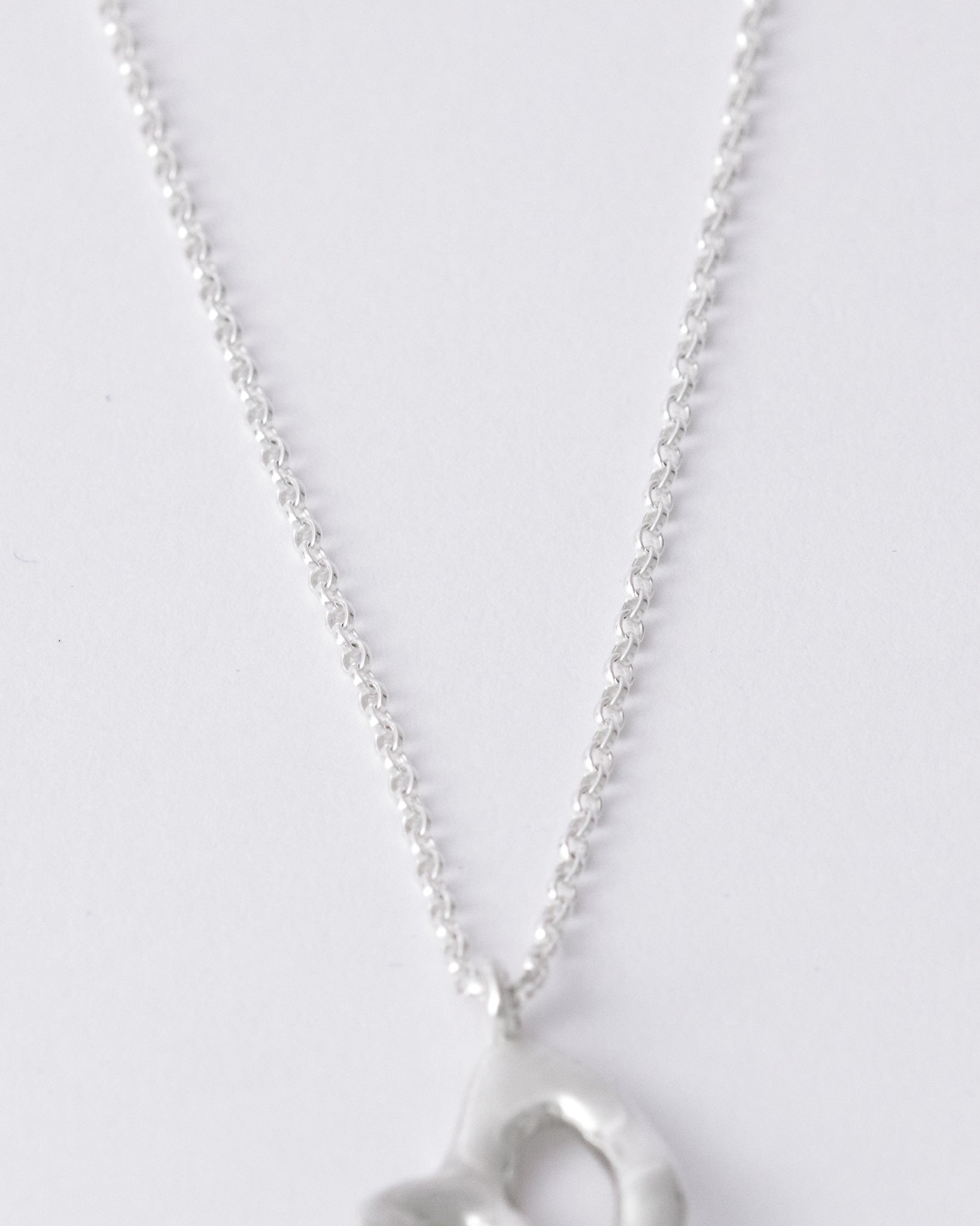 SPACED PENDANT